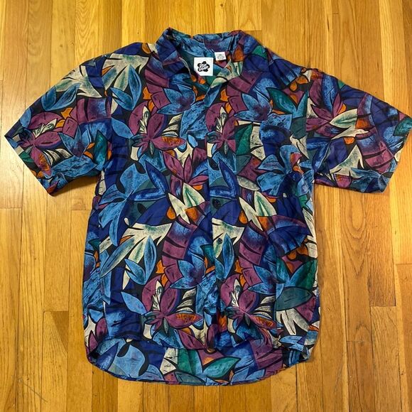 Hilo Hattie Hawaiian Shirt Size M - 100% Silk - Picture 1 of 4